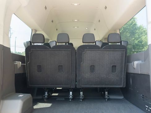 Used 2025 Ford Transit 350 XL RWD image 7