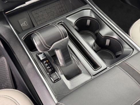 New 2025 Ford F150 Lightning Platinum image 24