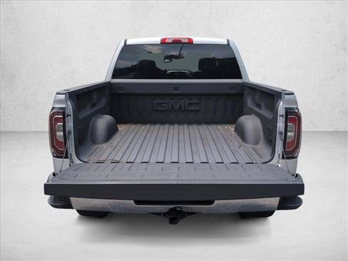 Used 2018 GMC Sierra 1500 SLT w/ SLT Premium Package RWD image 7