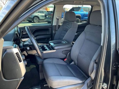 Used 2018 Chevrolet Silverado 1500 LT w/ All Star Edition image 25