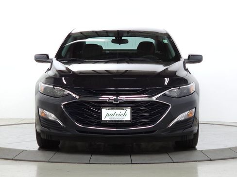 Used 2022 Chevrolet Malibu RS FWD image 2