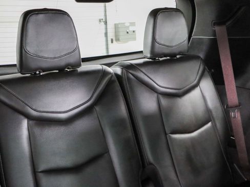 Used 2024 Cadillac XT6 Premium Luxury AWD/4WD image 30