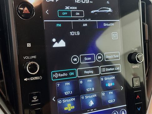 Used 2024 Subaru Crosstrek 2.0i Premium image 18