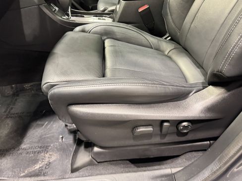 Used 2023 Subaru Ascent Limited w/ Technology Package image 19