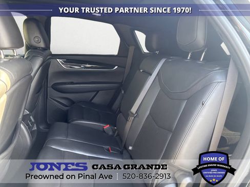 Used 2020 Cadillac XT5 Premium Luxury AWD/4WD image 13