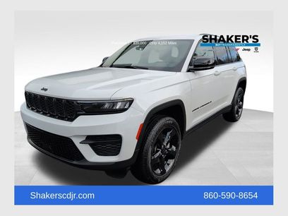 Used 2024 Jeep Grand Cherokee Altitude