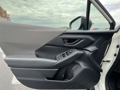 Certified 2025 Subaru Crosstrek 2.0i Premium image 22
