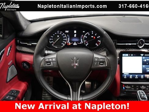 Used 2023 Maserati Quattroporte Trofeo image 13
