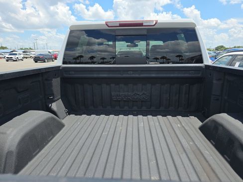 Used 2020 Chevrolet Silverado 1500 High Country AWD/4WD image 14