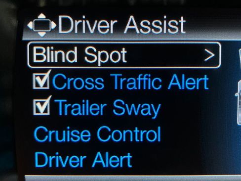 Used 2019 Ford Ranger Lariat w/ Black Appearance Package image 26