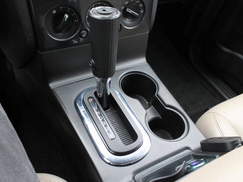 Used 2008 Ford Explorer XLT image 43