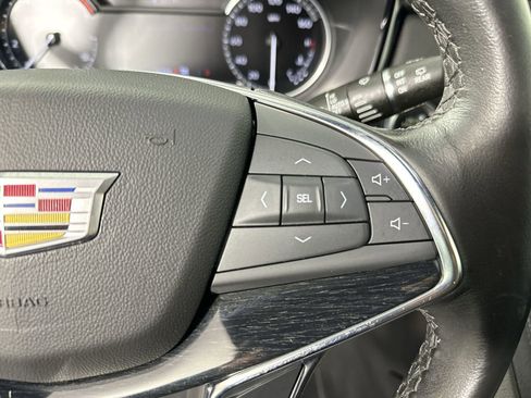 Used 2022 Cadillac XT5 Premium Luxury image 13