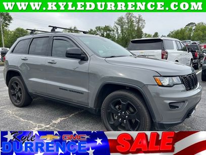 Used 2019 Jeep Grand Cherokee Laredo