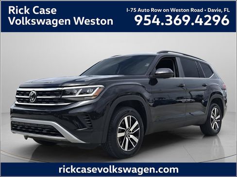 Certified 2023 Volkswagen Atlas SE FWD image 1