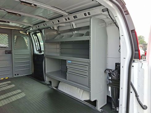 New 2025 Chevrolet Express 3500 WT Van w/ Driver Convenience Package image 9