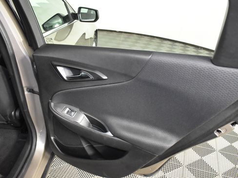 Used 2024 Chevrolet Malibu LT image 44