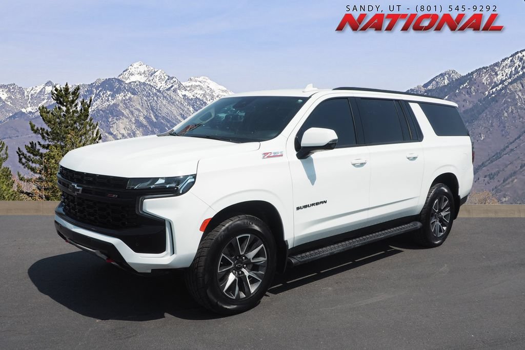 Used 2024 Chevrolet Suburban Z71 w/ Luxury Package AWD/4WD image 1
