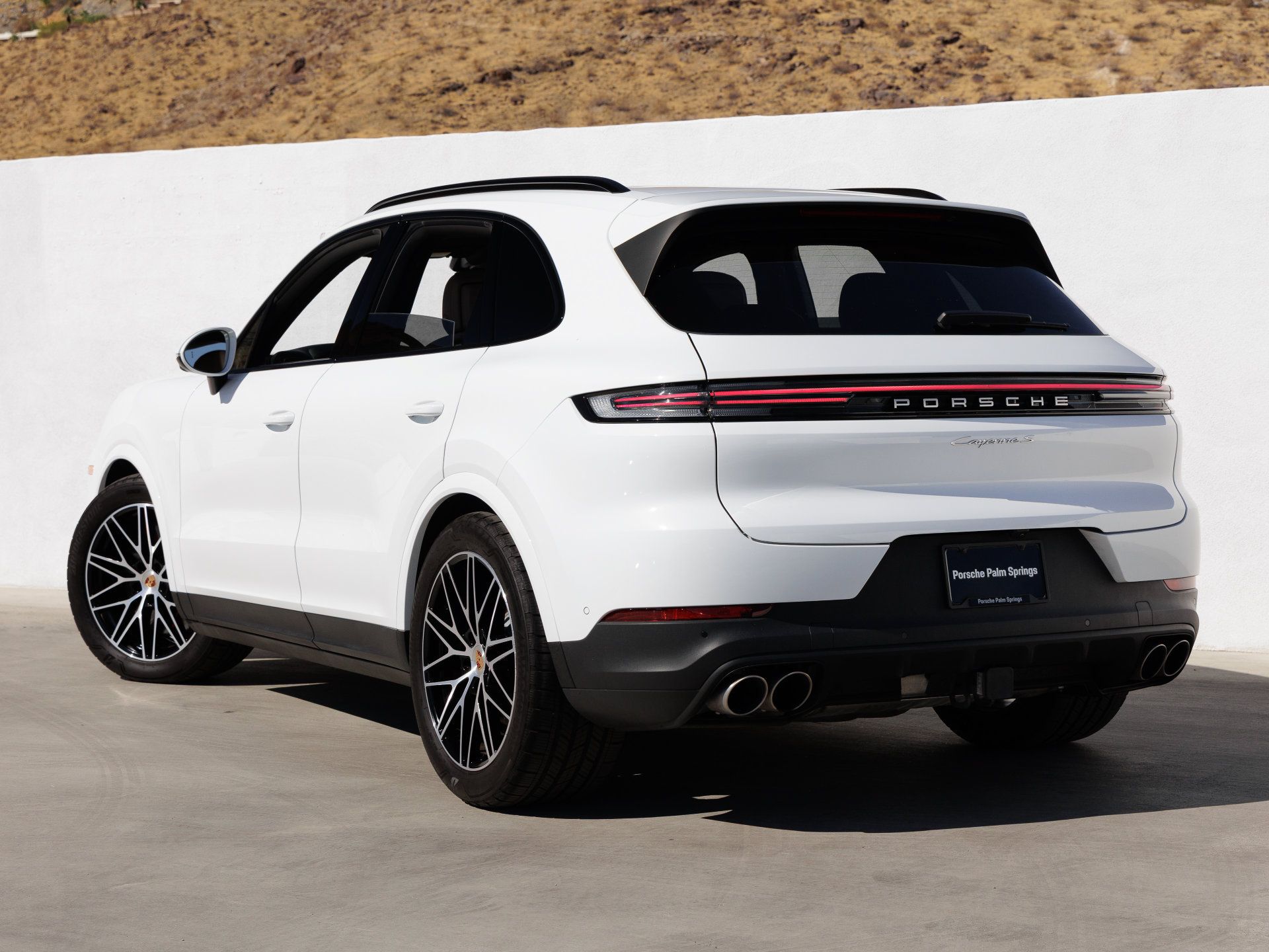 Used 2026 Porsche Cayenne S AWD/4WD image 3