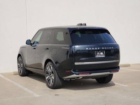 New 2025 Land Rover Range Rover SE AWD/4WD image 3