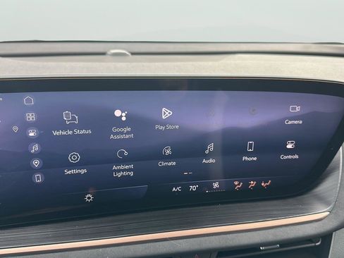 Used 2024 Buick Envision Sport Touring image 17