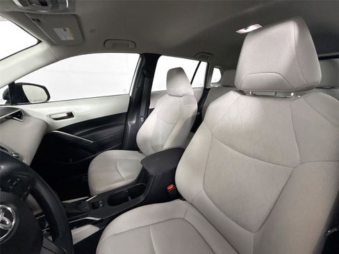 Certified 2024 Toyota Corolla Cross L FWD image 3
