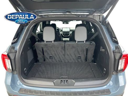 Used 2025 Ford Explorer ST-Line AWD/4WD image 6