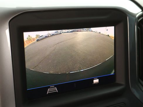 Used 2021 Chevrolet Silverado 1500 Custom image 4