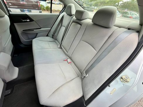 Used 2014 Honda Accord LX image 9