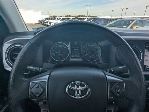 Used 2022 Toyota Tacoma SR5 image 25