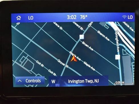 Used 2022 Ford Explorer Limited AWD/4WD image 30