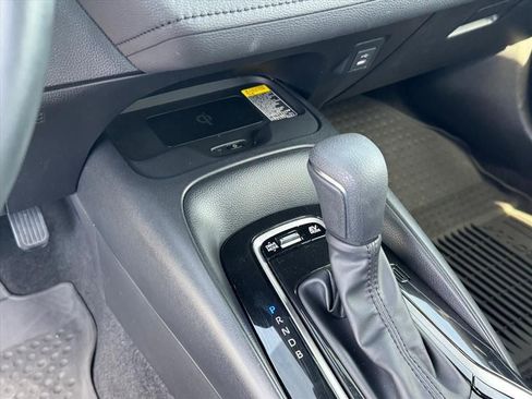 Used 2025 Toyota Corolla SE w/ SE Premium Package image 20