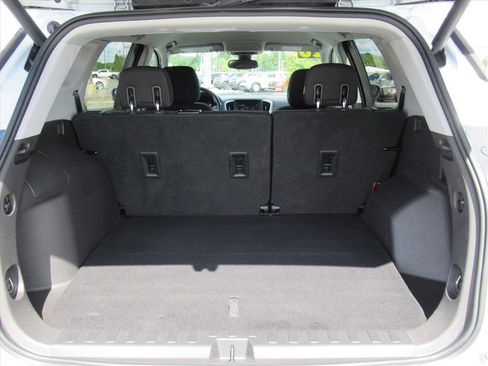 Used 2020 GMC Terrain SLE w/ Driver Convenience Package image 34