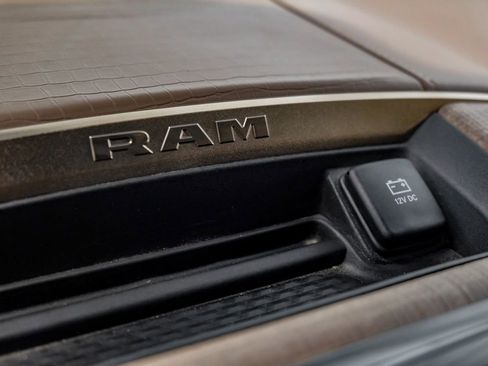 Used 2024 RAM 2500 Limited w/ Safety Group image 30