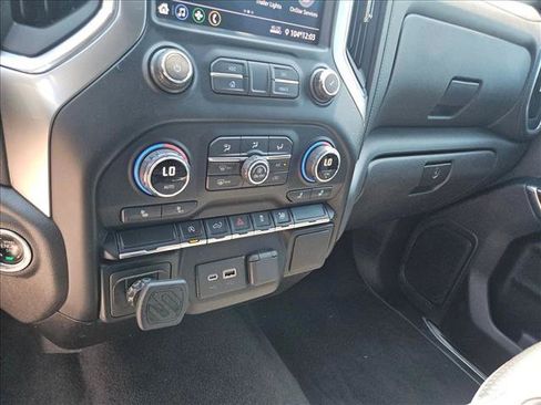 Used 2021 Chevrolet Silverado 1500 LT RWD image 18