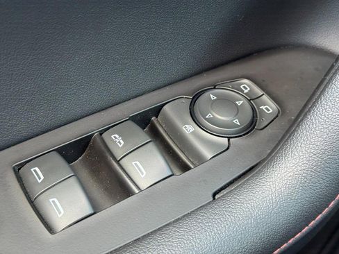 Used 2019 Chevrolet Blazer RS image 26