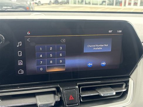 Used 2024 Chevrolet TrailBlazer LT AWD/4WD image 13