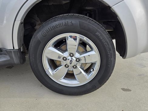 Used 2011 Ford Escape Limited w/ 302A Rapid Spec Order Code image 26