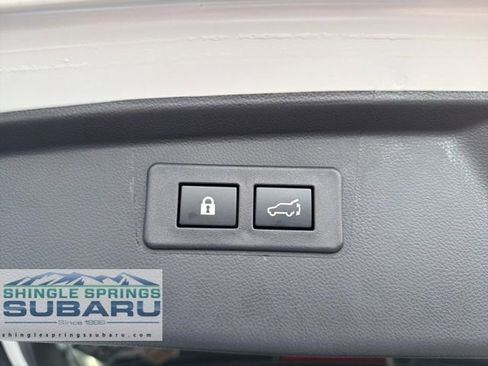 Certified 2025 Subaru Outback Limited image 32