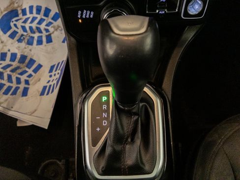 Used 2022 Jeep Renegade Latitude w/ Sun/Sound Group image 23