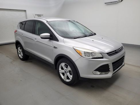 Used 2015 Ford Escape SE image 11