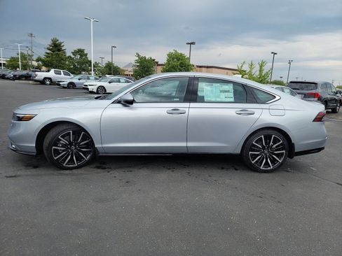 New 2026 Honda Accord Touring image 4