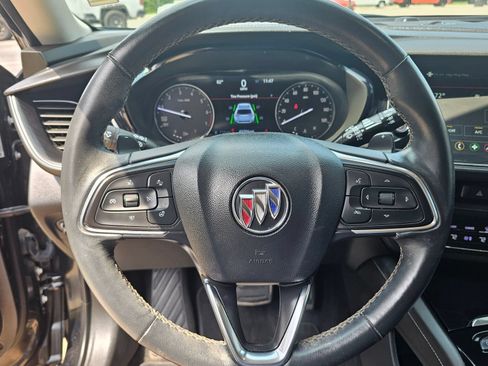 Used 2023 Buick Envision Essence w/ Sport Touring Package FWD image 17