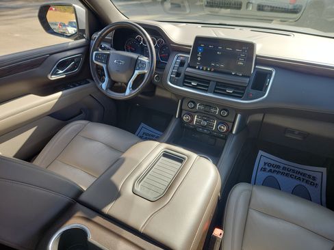 Used 2021 Chevrolet Tahoe Z71 w/ Z71 Signature Package image 45