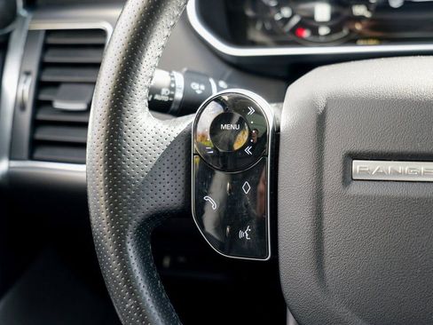 Used 2022 Land Rover Range Rover Sport SE image 41