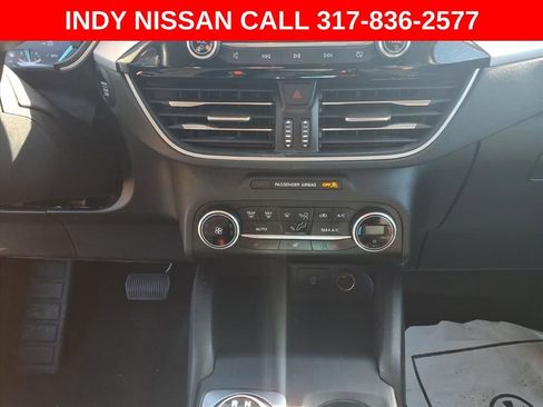 Used 2020 Ford Escape SEL image 23