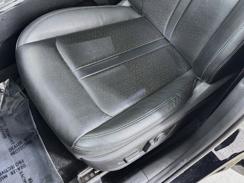 Used 2023 Kia Sorento SX AWD/4WD image 19