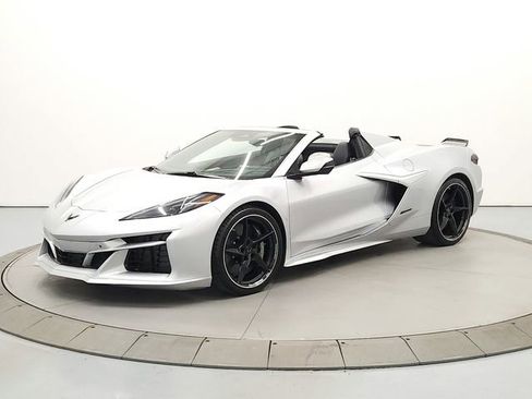 New 2026 Chevrolet Corvette E-Ray w/ ZER Performance Package AWD/4WD image 3