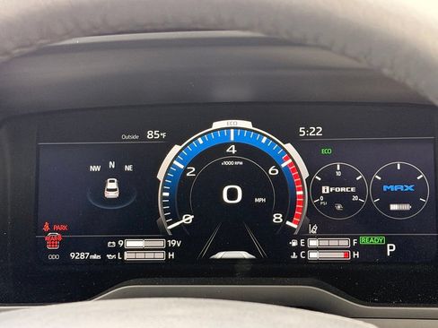 Used 2025 Toyota Sequoia Limited w/ Tow Technology Package AWD/4WD image 24