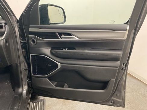 New 2026 Jeep Grand Wagoneer Limited w/ Premium Group II image 29