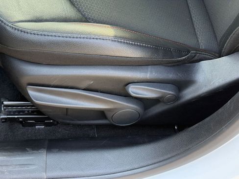 Used 2025 Jeep Compass Trailhawk AWD/4WD image 22